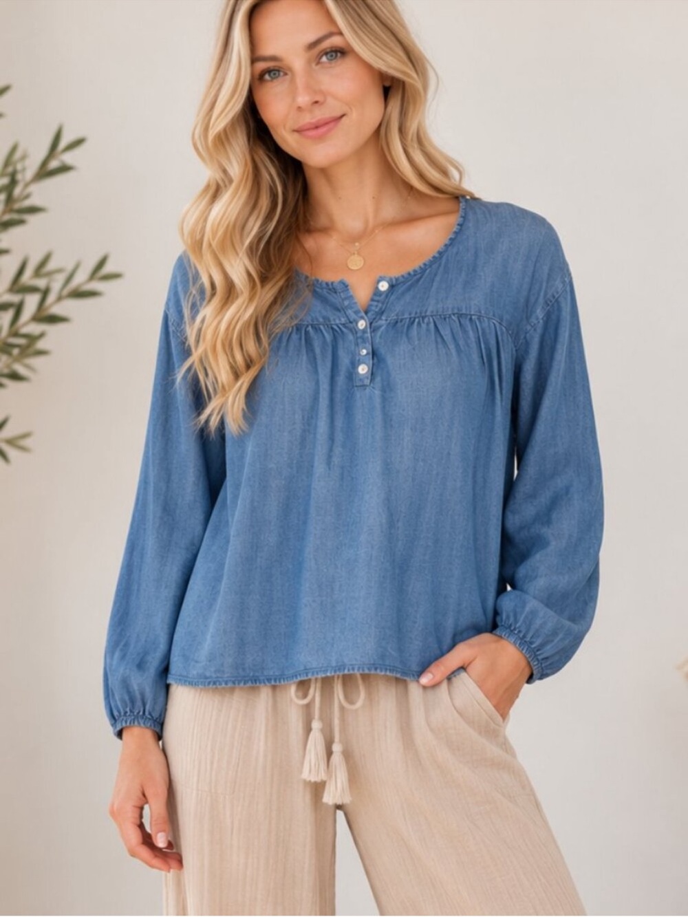 Lovestitch Carole Tencel Henley Chambray Blue Peasant Top NWT Size Medium